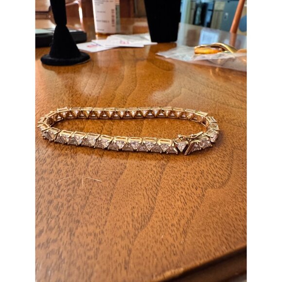 Cubic Zirconia Sterling Silver Gold-Plated Tennis Bracelet Elegant Design 7.5” W - Picture 7 of 9